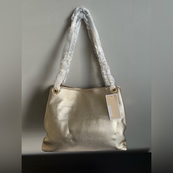 Michael Kors Jet Set Chain Large Shoulder Tote Pale Gold Metallic Leather NWT - Picture 1 of 9